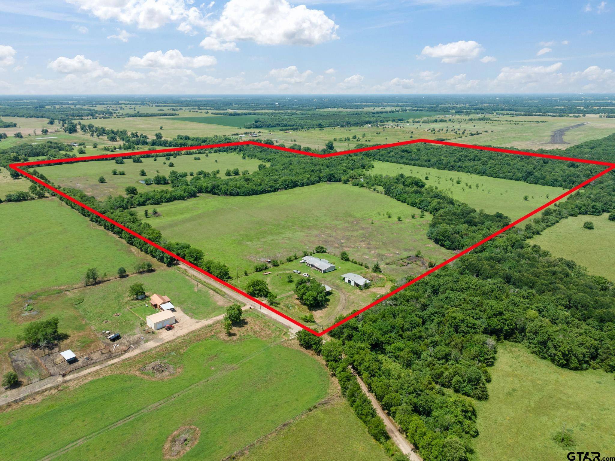 Blossom, TX 75416,593 CR 15160