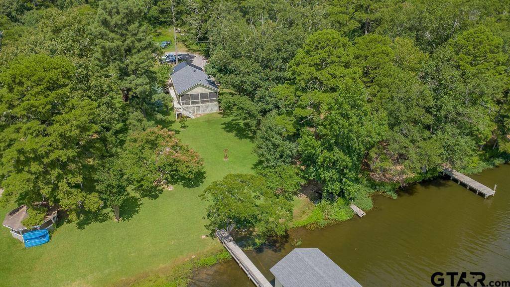 Mineola, TX 75773,822 County Road 2297