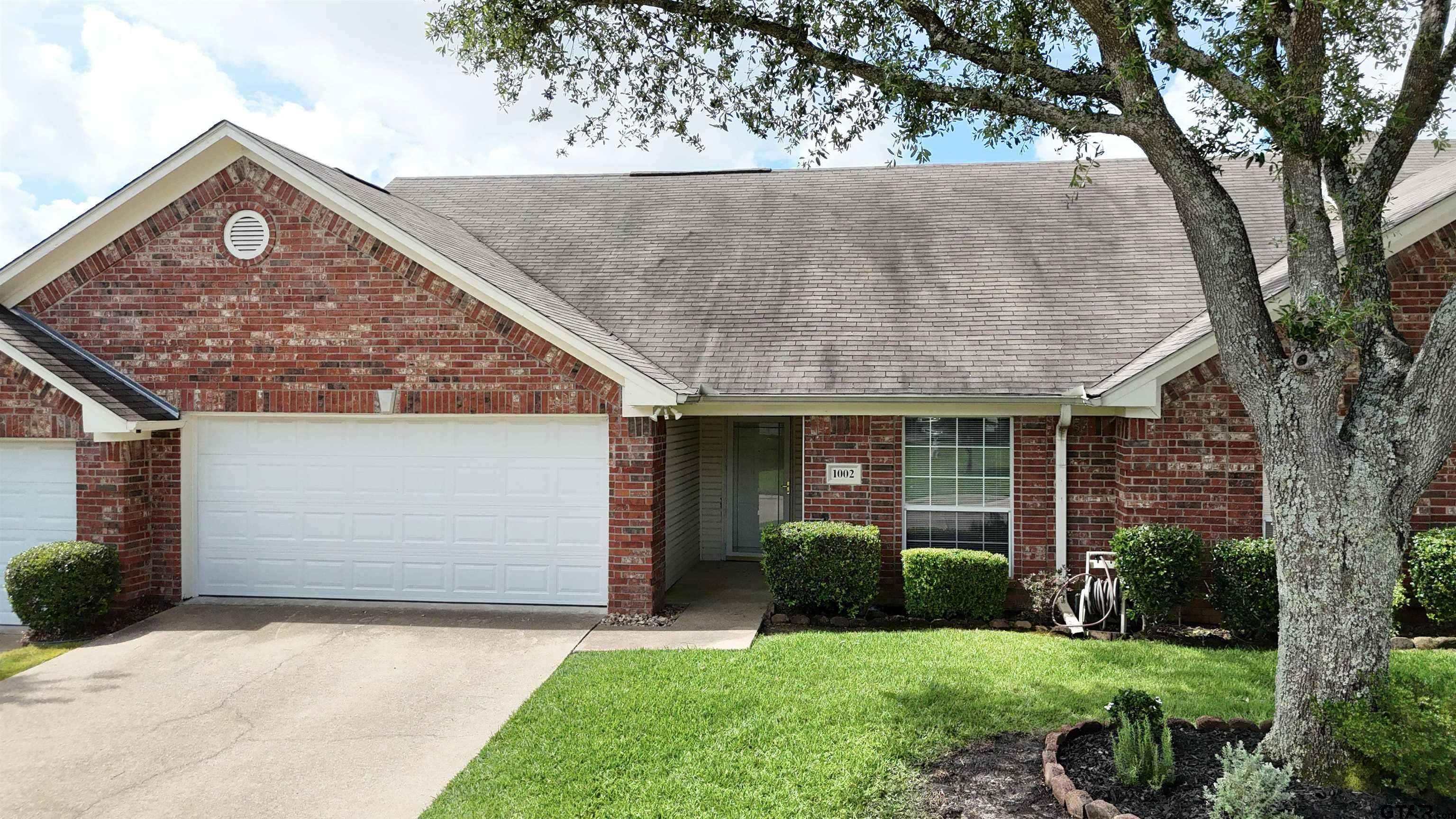 Tyler, TX 75703,5401 Hollytree Dr #1002