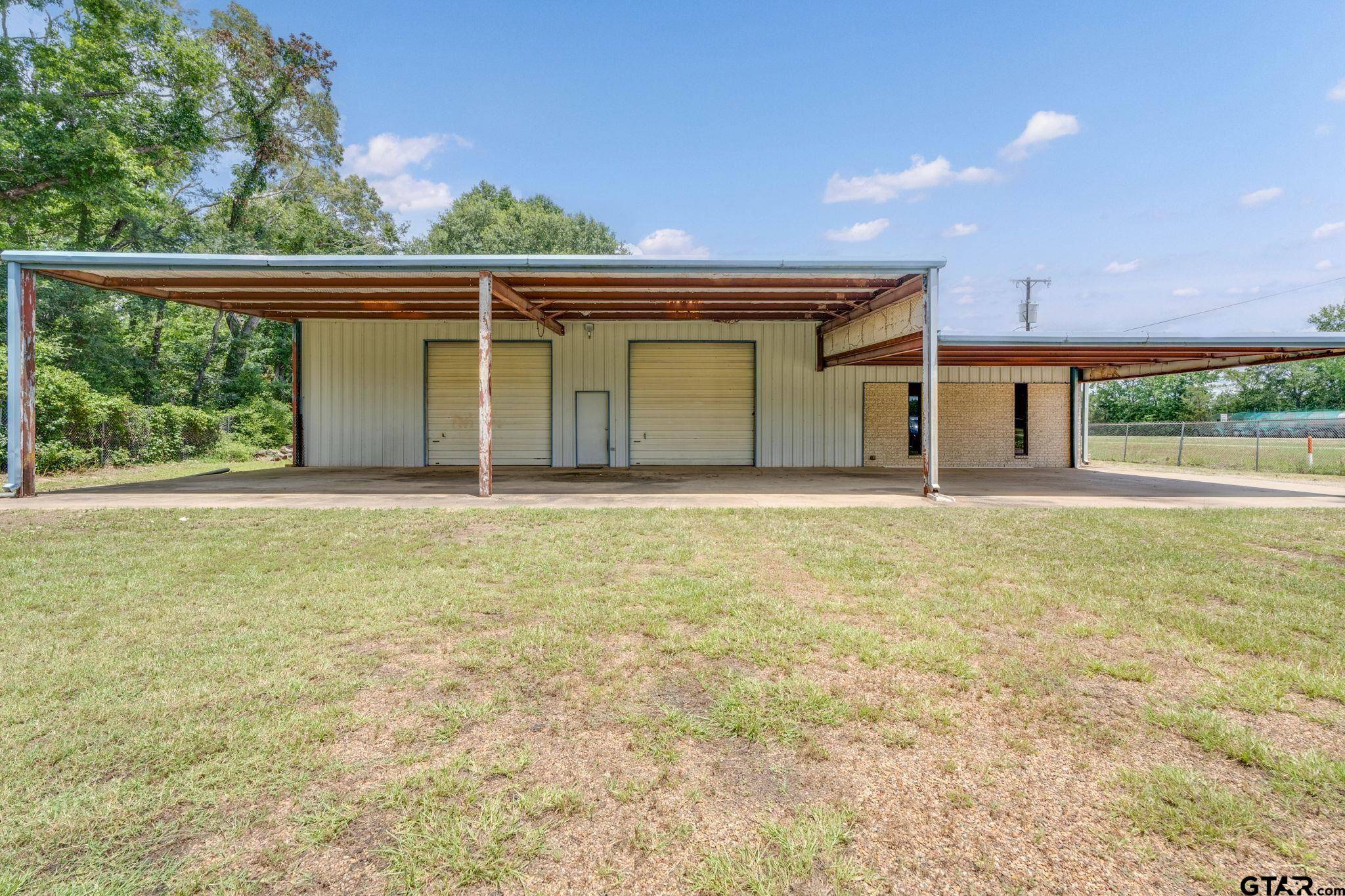 Murchison, TX 75778,6887 State Highway 31