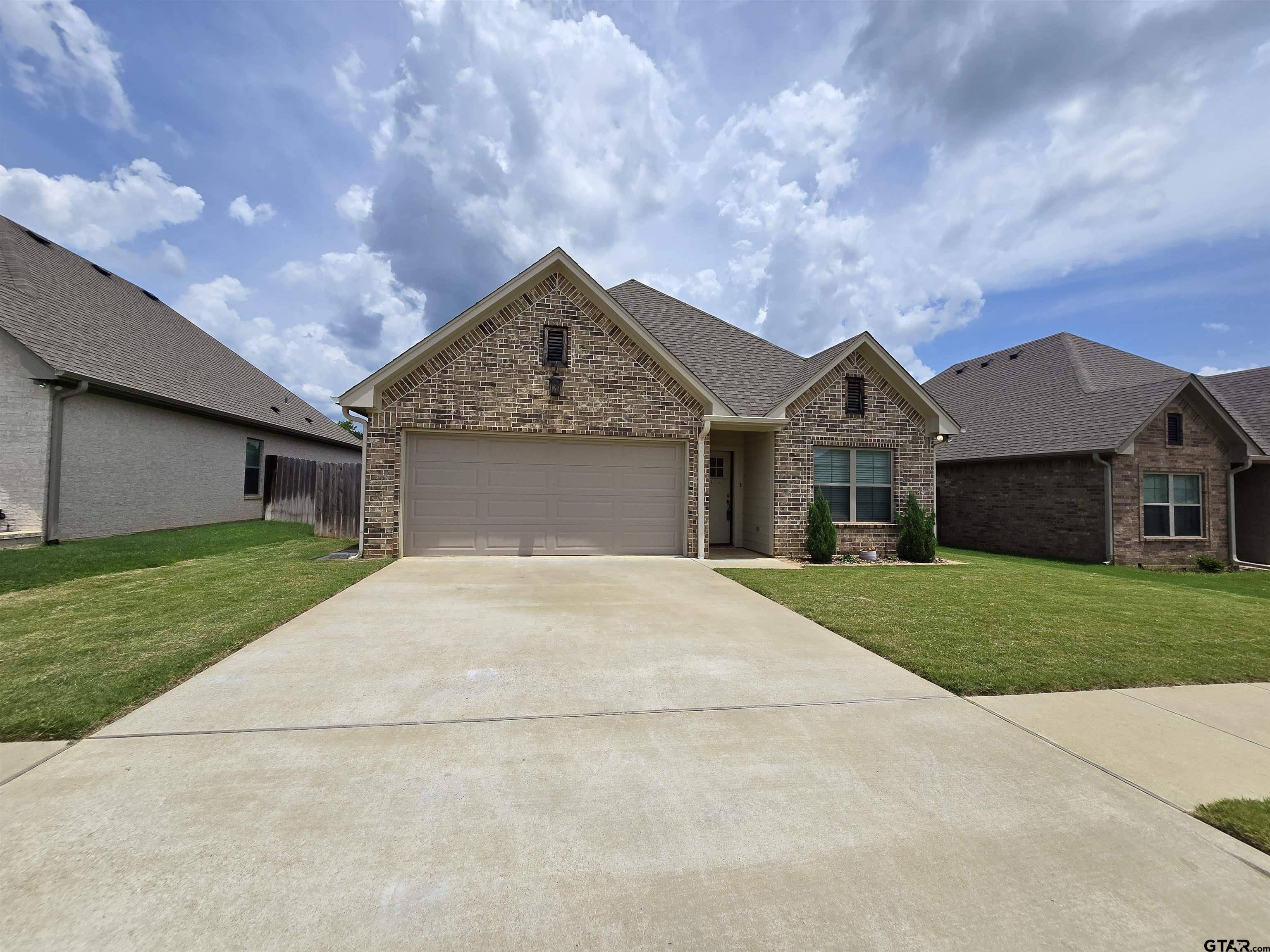 Whitehouse, TX 75791,823 Lindsey Ln