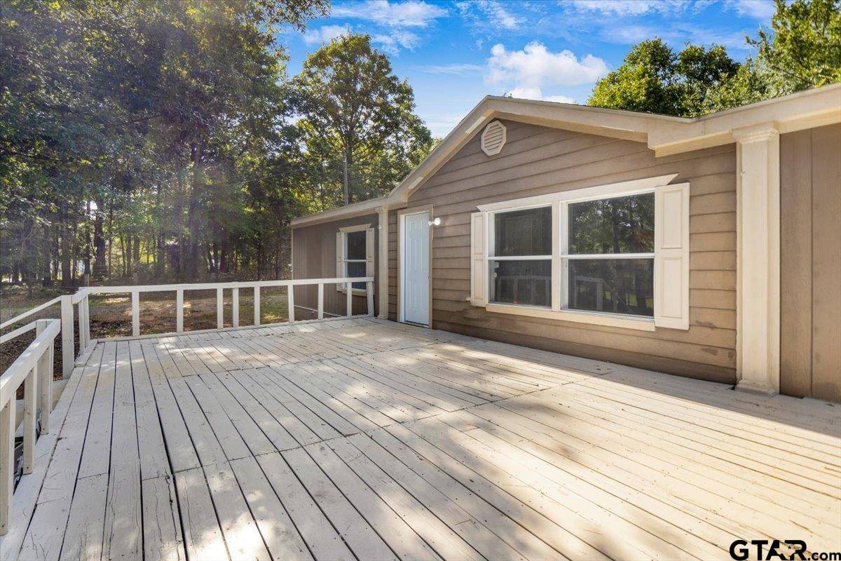 Gladewater, TX 75647,21905 County Road 3107