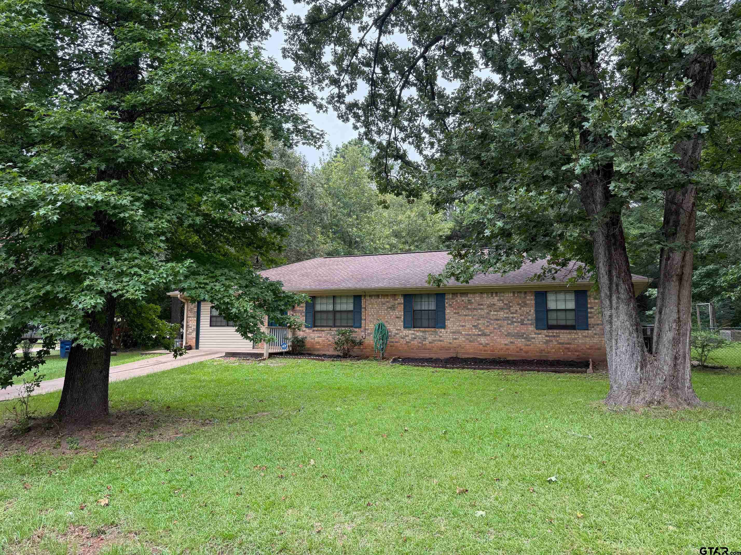 Jacksonville, TX 75766,409 County Road 4204