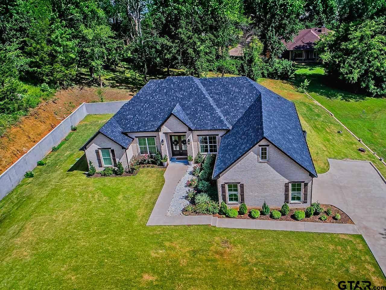 Lindale, TX 75771,15883 Crazy Horse Dr