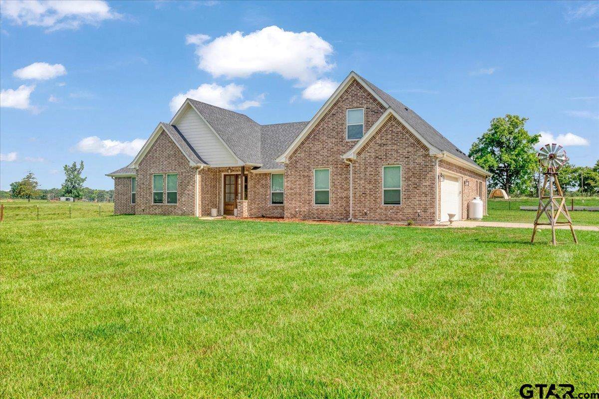 Mount Pleasant, TX 75455,745 CR 3240