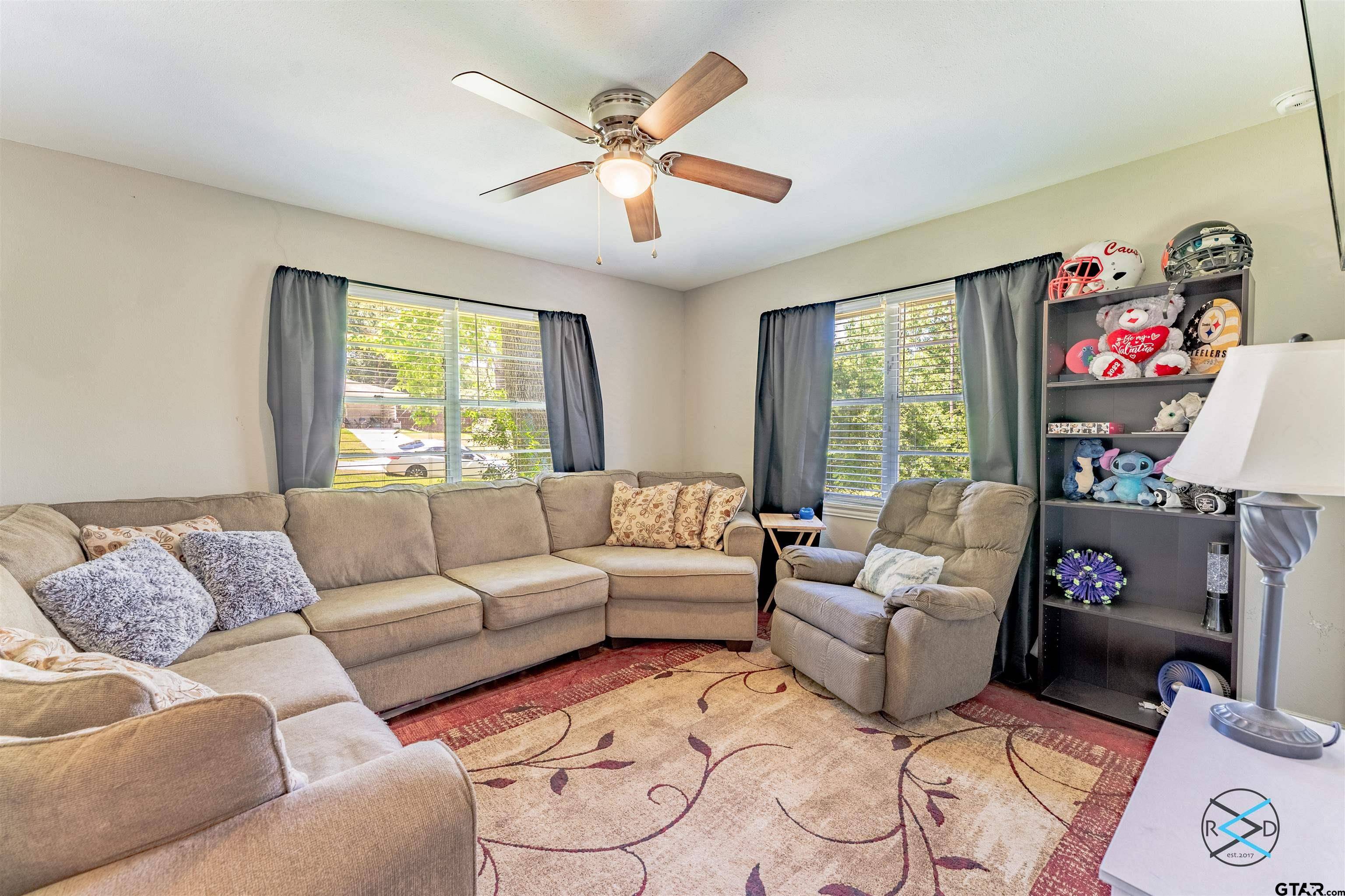 Palestine, TX 75803,1506 Bassett Road