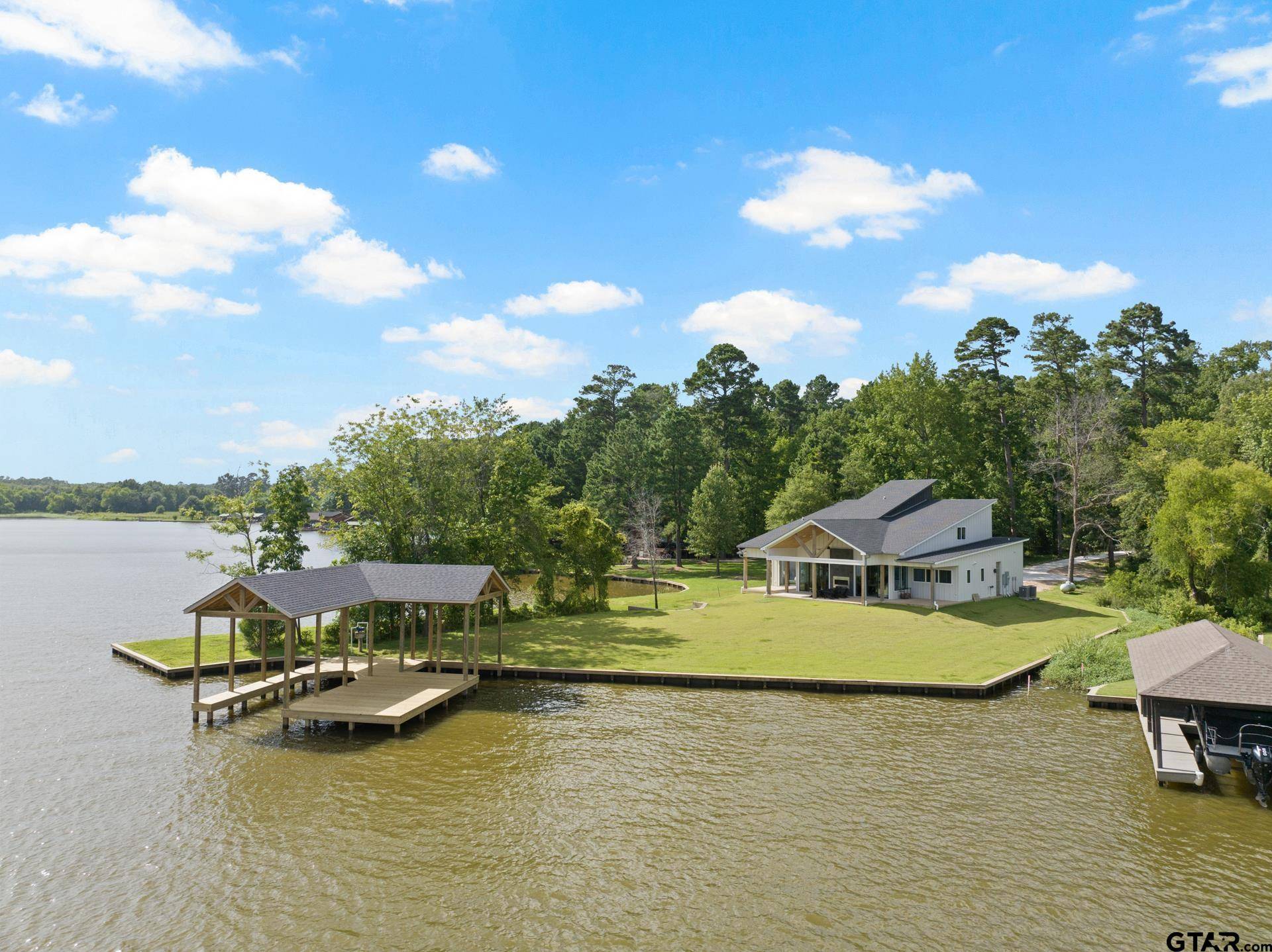 Mt Vernon, TX 75457,331 W Eagle Point