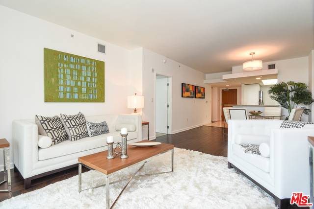 Marina Del Rey, CA 90292,13700 MARINA POINTE DR #525