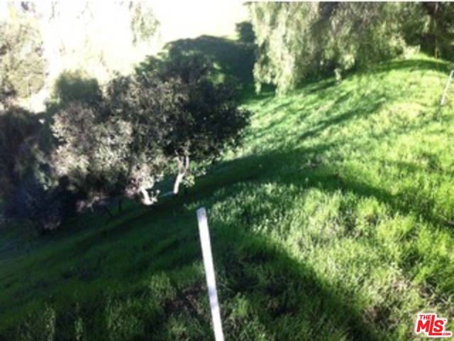 Woodland Hills, CA 91364,0 Divina