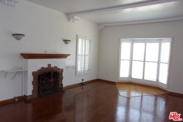 Inglewood, CA 90305,8307 S VAN NESS AVE