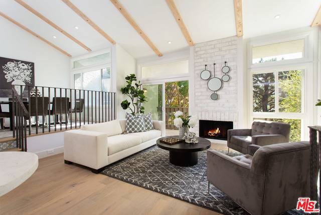 Pacific Palisades, CA 90272,1670 PALISADES DR