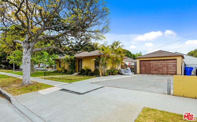 Santa Monica, CA 90405,1523 BAY ST