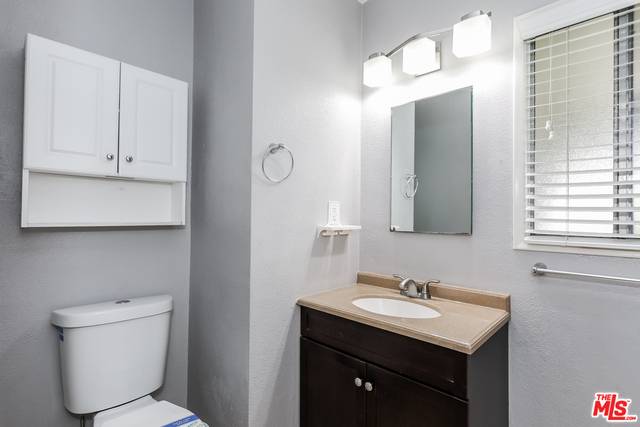 Anaheim, CA 92805,1269 E EASTWOOD DR