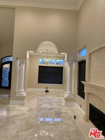 Westlake Village, CA 91361,2605 GRANDOAKS DR