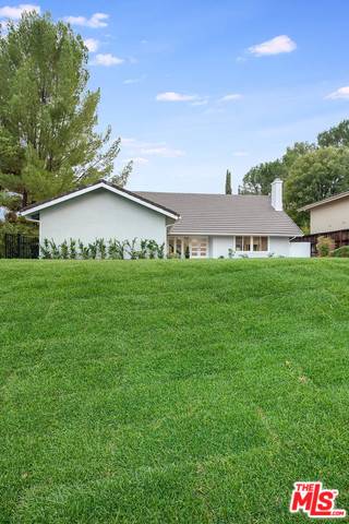 Tarzana, CA 91356,4233 ELLENITA AVE