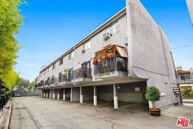 Montebello, CA 90640,311 W LOHART AVE