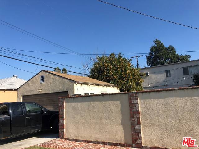 North Hollywood, CA 91601,10857 MORRISON ST