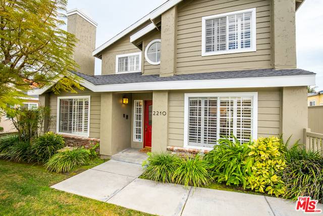 Redondo Beach, CA 90278,2210 HARRIMAN LN #A