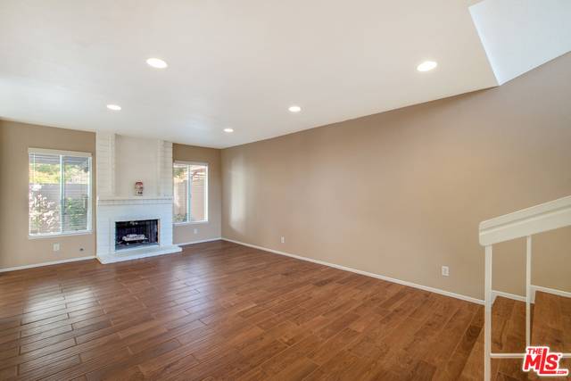 Fullerton, CA 92833,2309 APPLEWOOD CIR #15