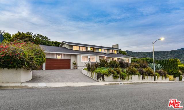 Pacific Palisades, CA 90272,16661 CHARMEL LN