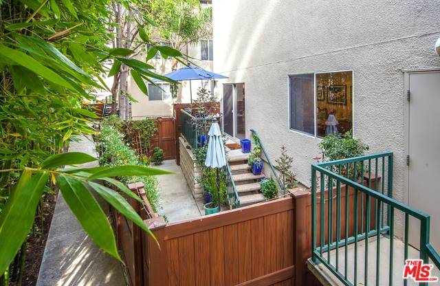 Sherman Oaks, CA 91403,4501 CEDROS AVE #120