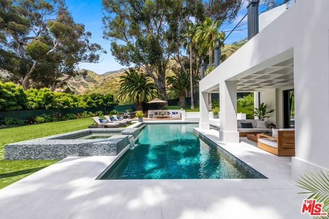 Malibu, CA 90265,3216 SERRA ROAD