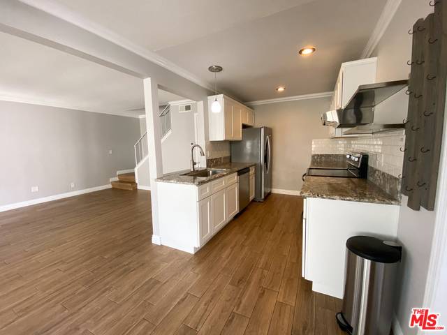 Westlake Village, CA 91361,1204 LANDSBURN CIR