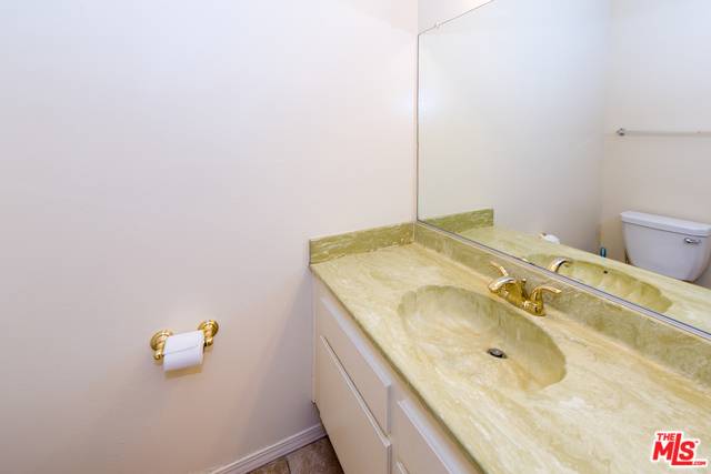 Encino, CA 91316,5460 WHITE OAK AVE #H308