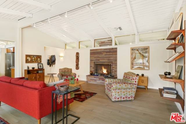 Claremont, CA 91711,755 W 9TH ST