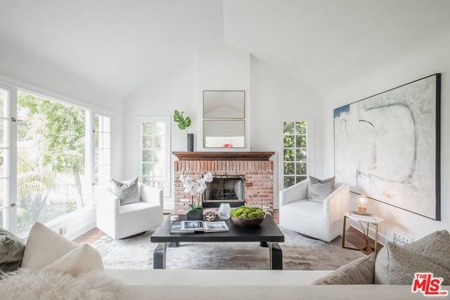 Santa Monica, CA 90402,621 17TH ST