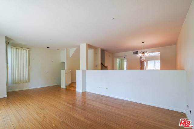 Culver City, CA 90230,7719 HANNUM AVE