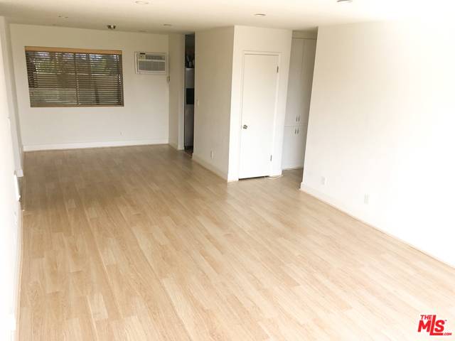 West Hollywood, CA 90069,8400 DE LONGPRE AVE #212