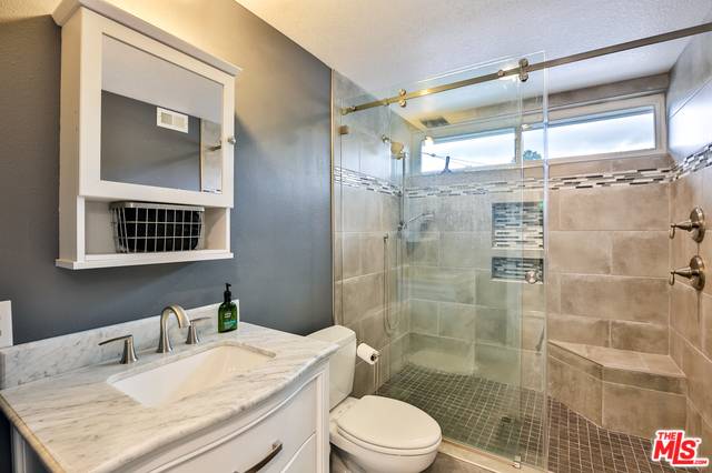 Canyon Country, CA 91387,29085 LOTUSGARDEN DR