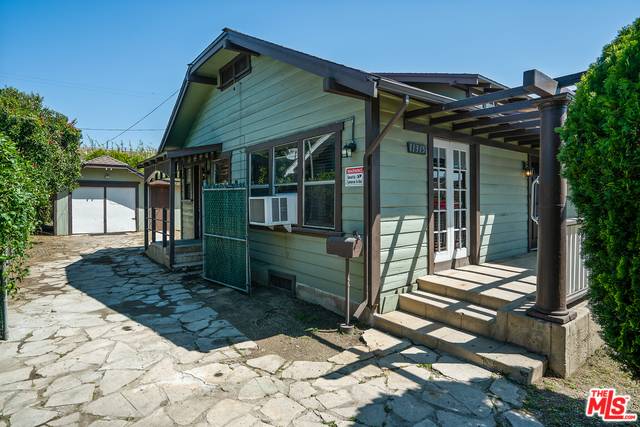 North Hollywood, CA 91601,ST