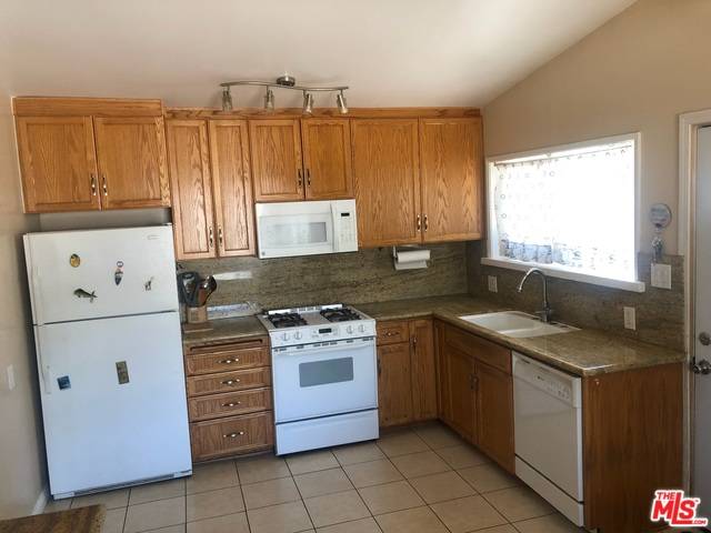 Van Nuys, CA 91405,14806 HARTLAND ST