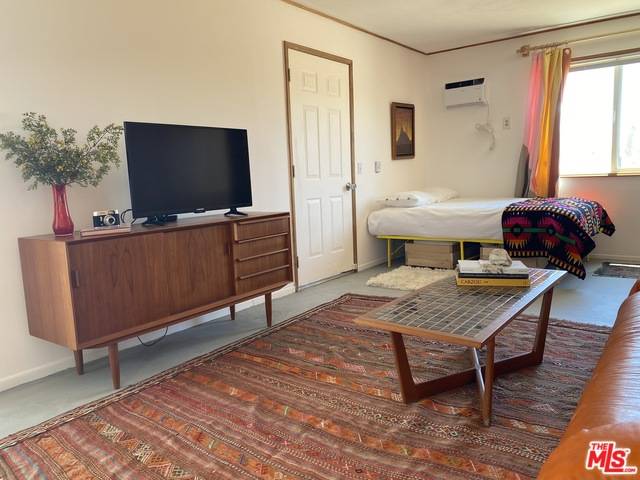 Yucca Valley, CA 92284,433 JEMEZ TRL