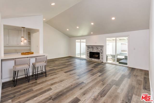 Van Nuys, CA 91406,7915 ALDEA AVE
