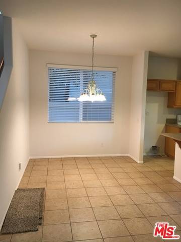 Castaic, CA 91384,31443 ARENA DR