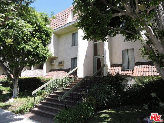 Glendale, CA 91203,409 Burchett St #111