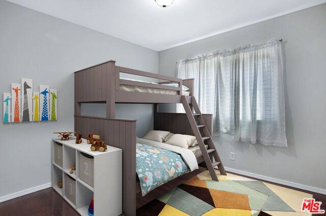 Inglewood, CA 90301,929 S Oak St