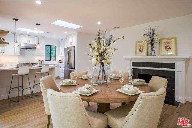 Reseda, CA 91335,18142 Archwood St