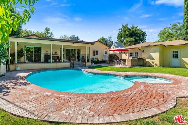 North Hollywood, CA 91601,5626 Camellia Ave