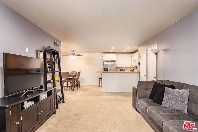 Newhall, CA 91321,25023 Peachland Ave #156