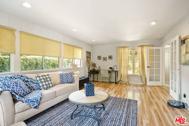 North Hills, CA 91343,9764 Danube Ave