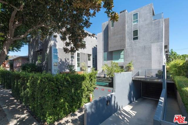 West Hollywood, CA 90046,1220 N Orange Grove Ave #2