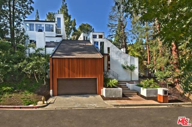 Woodland Hills, CA 91364,4833 Queen Victoria Rd