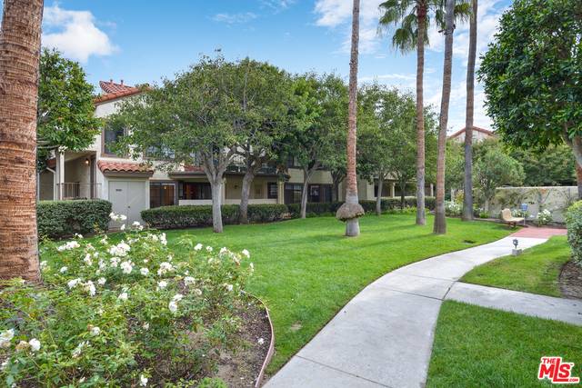 Oxnard, CA 93035,4464 Antigua Way