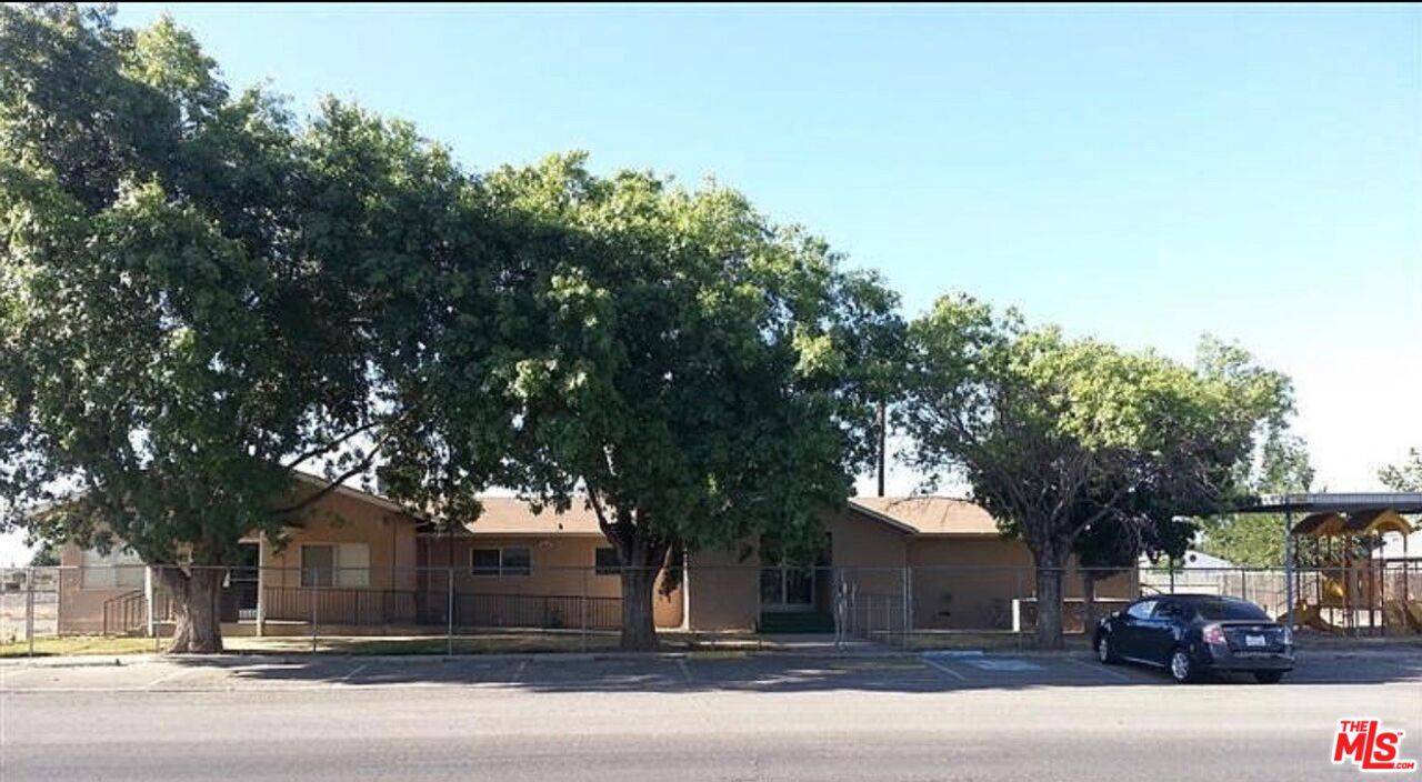 Farmersville, CA 93223,480 E FRONT ST