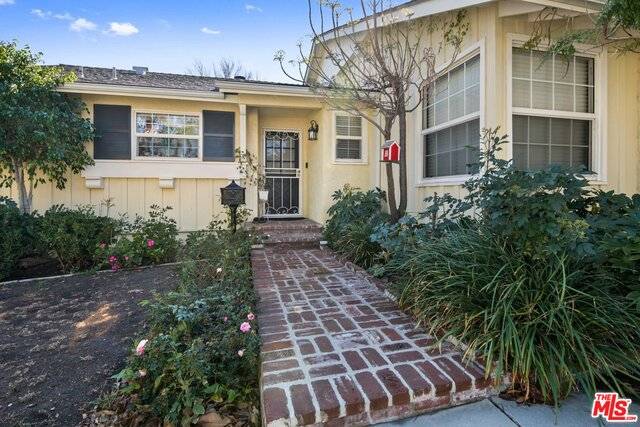 Granada Hills, CA 91344,17154 Flanders St