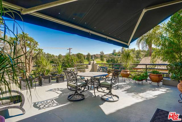 Woodland Hills, CA 91364,4647 Canoga Ave